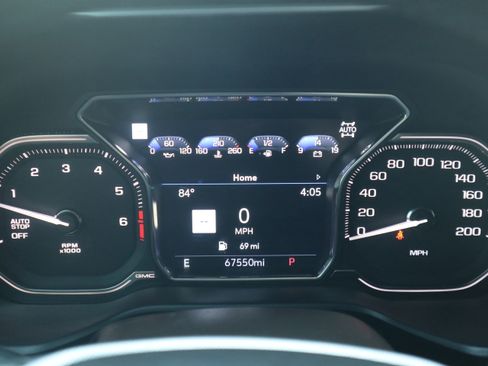 Used 2021 GMC Yukon Denali w/ Denali Premium Package AWD/4WD image 17
