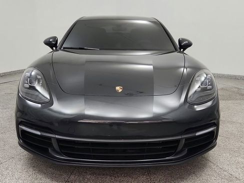 Used 2018 Porsche Panamera 4 AWD/4WD image 9