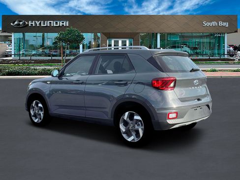 New 2026 Hyundai Venue SEL image 4