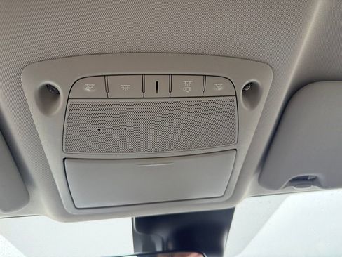 Used 2022 Nissan Rogue Sport SV image 12