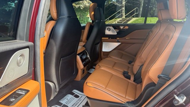 Used 2022 Lincoln Aviator Black Label AWD/4WD image 27