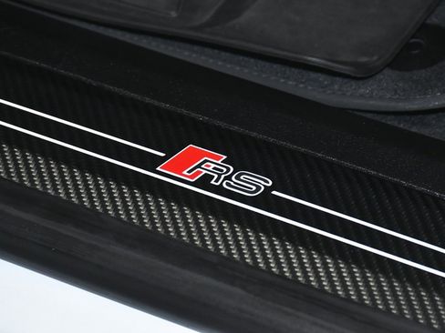 Used 2024 Audi RS e-tron GT w/ Ceramic Brake Package image 13