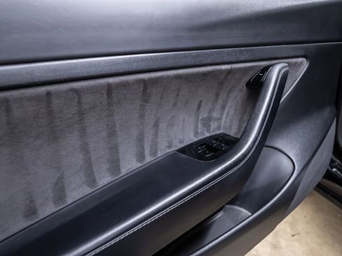 Used 2020 Tesla Model 3 Standard Range Plus image 31