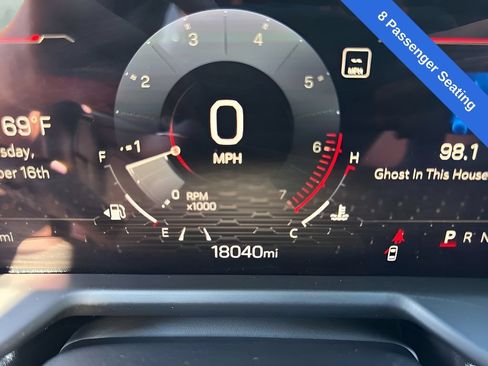 Used 2025 GMC Acadia Elevation FWD image 26