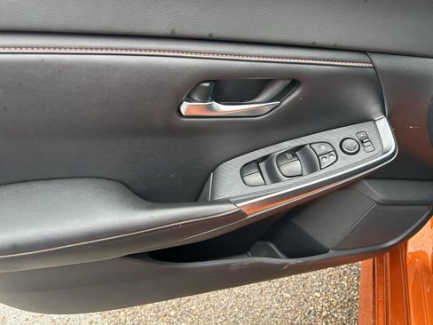 Used 2020 Nissan Sentra SR image 3