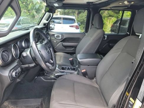 Used 2022 Jeep Wrangler Unlimited Sport AWD/4WD image 10