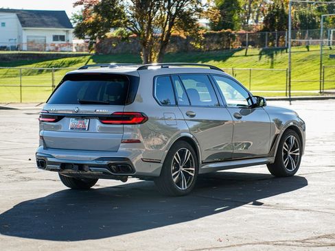 Used 2025 BMW X7 M60i image 5