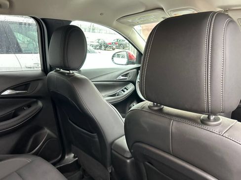 Used 2023 Buick Encore GX Select w/ Sport Touring Package FWD image 10