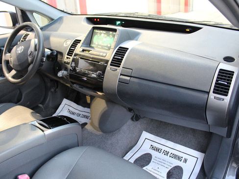 Used 2009 Toyota Prius Touring FWD image 22