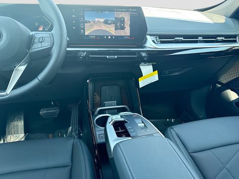 New 2026 BMW X1 xDrive28i w/ Technology Package AWD/4WD image 18