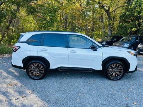 Used 2025 Subaru Forester Sport image 4