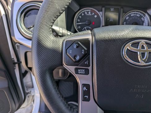Used 2023 Toyota Tacoma SR5 w/ Technology Package AWD/4WD image 30