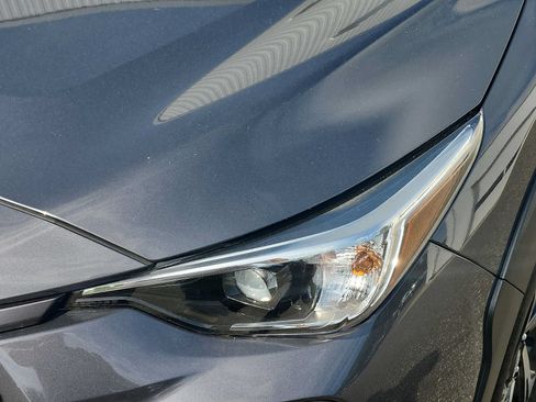Used 2026 Subaru Crosstrek 2.5i Premium AWD/4WD image 9