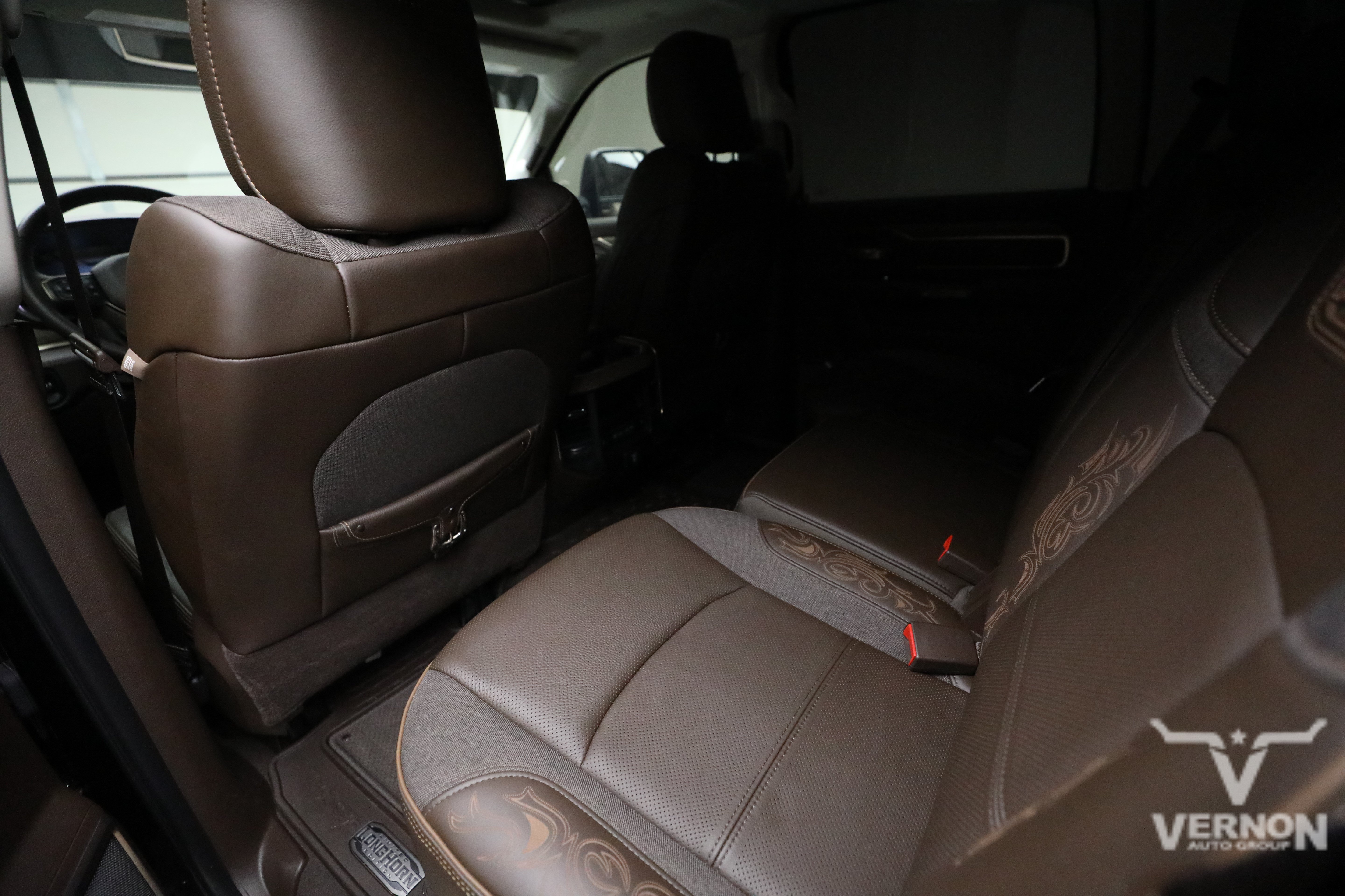 Used 2026 RAM 2500 Limited AWD/4WD image 9
