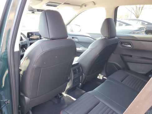 New 2026 Nissan Rogue SV AWD/4WD image 28
