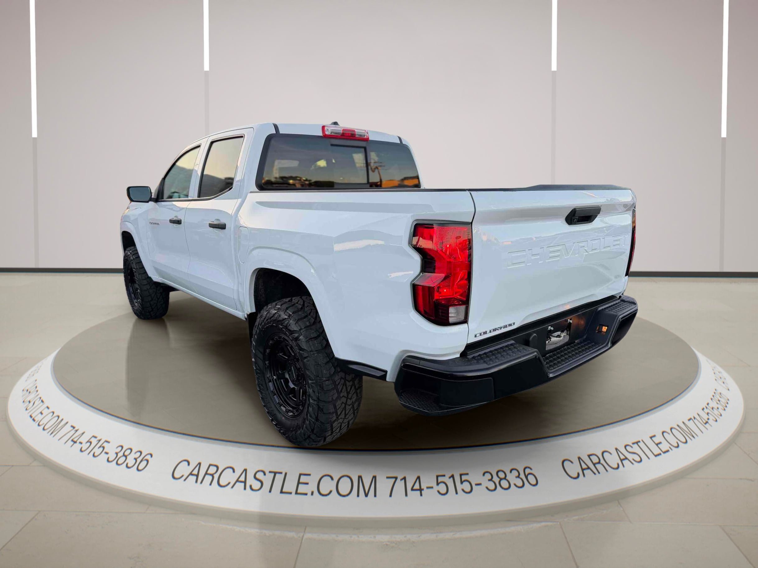 Used 2024 Chevrolet Colorado W/T w/ WT Convenience Package RWD image 3
