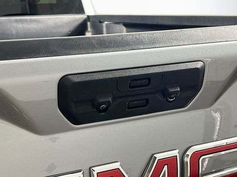Used 2025 GMC Sierra 1500 SLT image 27