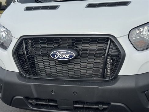 New 2026 Ford Transit 250 148 Medium Roof Extended AWD image 5