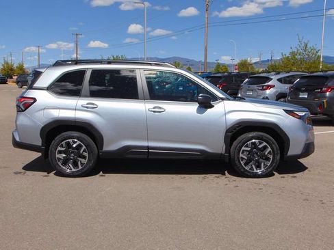 New 2026 Subaru Forester Premium AWD/4WD image 3