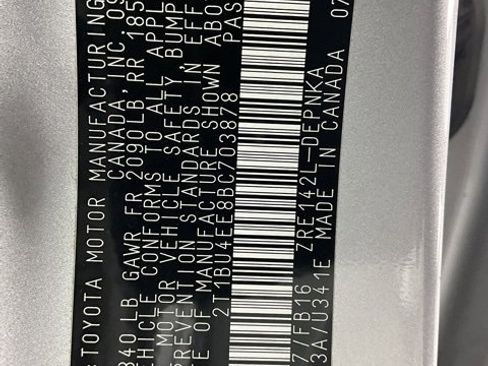 Used 2011 Toyota Corolla LE image 30