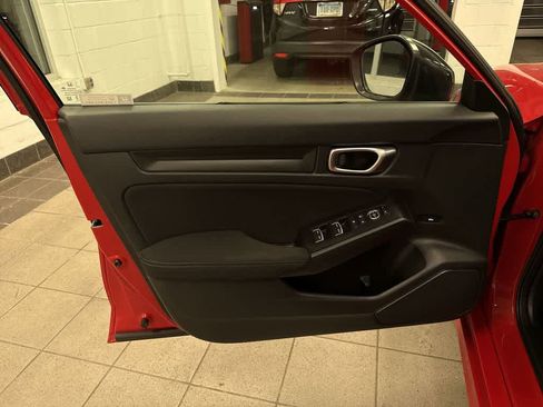 Used 2023 Honda Civic Sport image 26