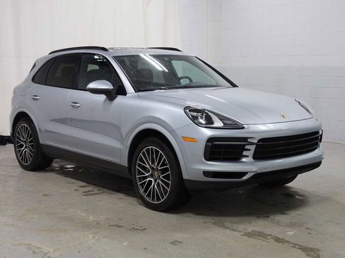 Used 2021 Porsche Cayenne image 13