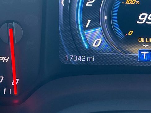 Used 2015 Chevrolet Corvette Stingray Coupe w/ 2LT Preferred Equipment Group image 24