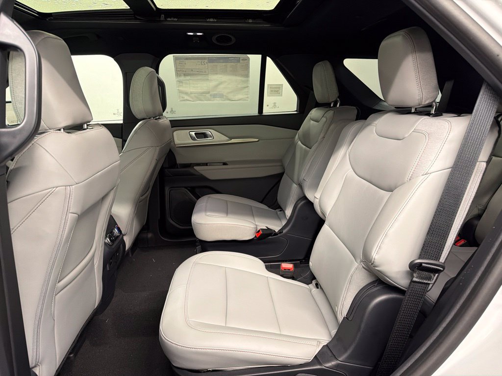 New 2027 Ford Explorer Active AWD/4WD image 31