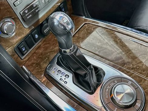 Used 2017 INFINITI QX80 4WD image 22