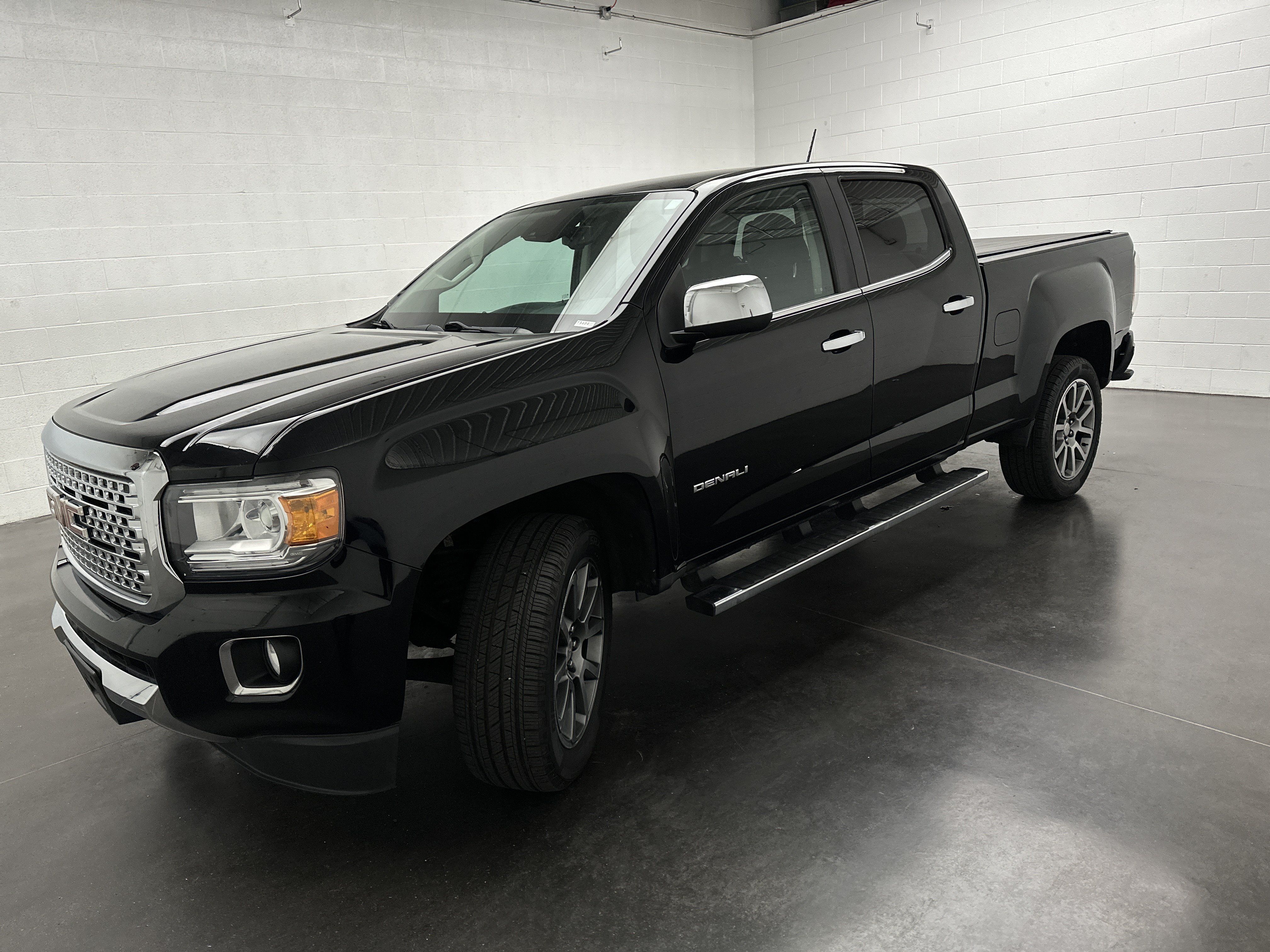 Used 2019 GMC Canyon Denali AWD/4WD image 4