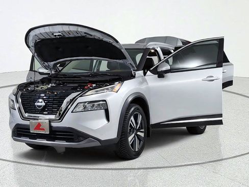 Used 2022 Nissan Rogue SL AWD/4WD image 10