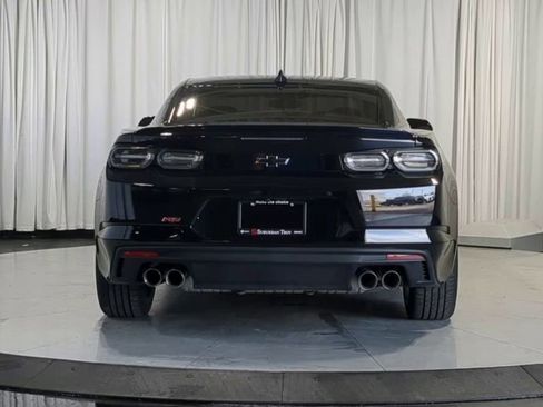 Used 2023 Chevrolet Camaro LT w/ RS Package RWD image 9