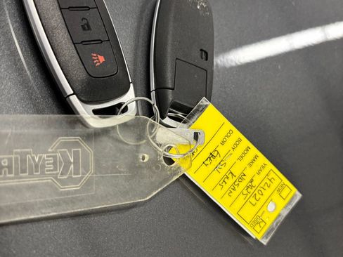 Used 2025 Nissan Kicks SV FWD image 24