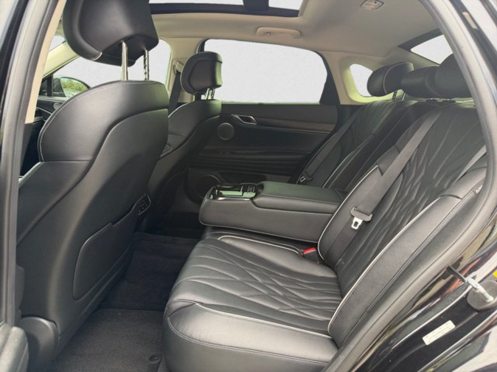 Used 2021 Genesis G80 2.5T w/ Prestige Package RWD image 18