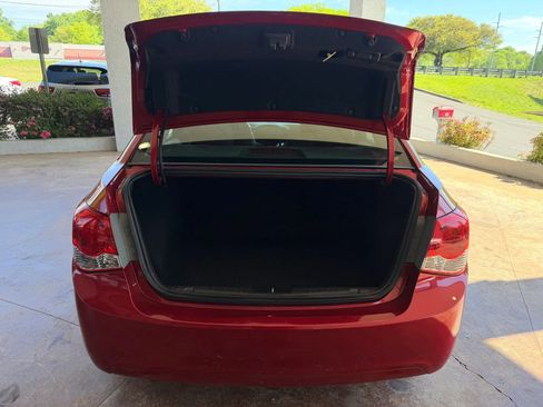 Used 2011 Chevrolet Cruze LT FWD image 21
