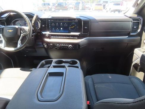 Used 2025 Chevrolet Silverado 2500 LT w/ Convenience Package AWD/4WD image 27