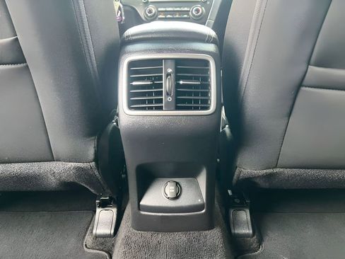 Used 2021 Kia Sportage LX image 18