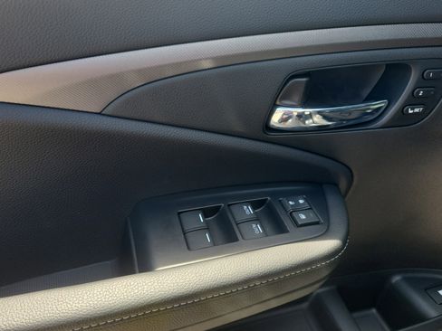 Used 2025 Honda Ridgeline RTL image 19