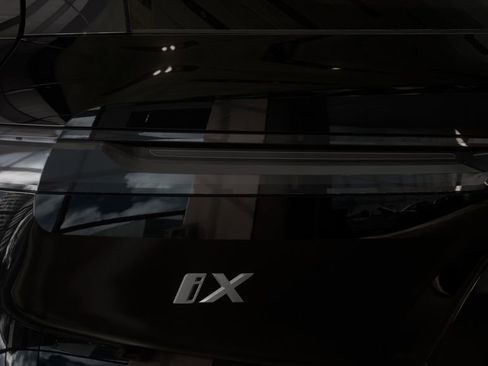 New 2026 BMW iX xDrive60 image 8
