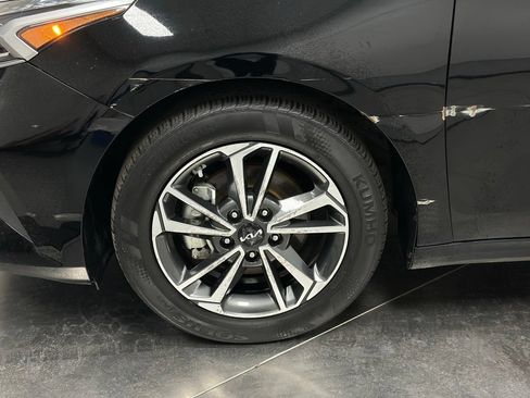 Used 2023 Kia Forte LXS FWD image 22