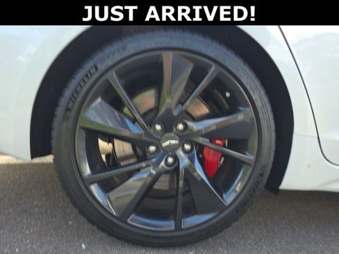 Used 2022 Genesis G70 3.3T RWD image 6