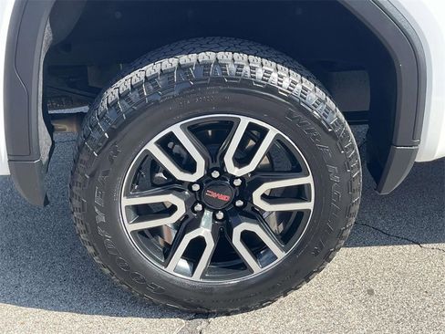 Used 2023 GMC Sierra 1500 AT4 w/ AT4 Preferred Package image 30