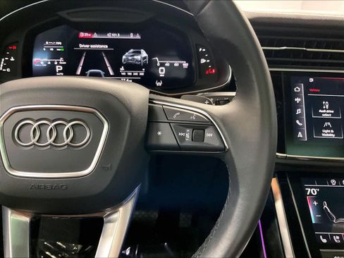 Certified 2023 Audi Q8 Premium Plus w/ Premium Plus Package AWD/4WD image 19