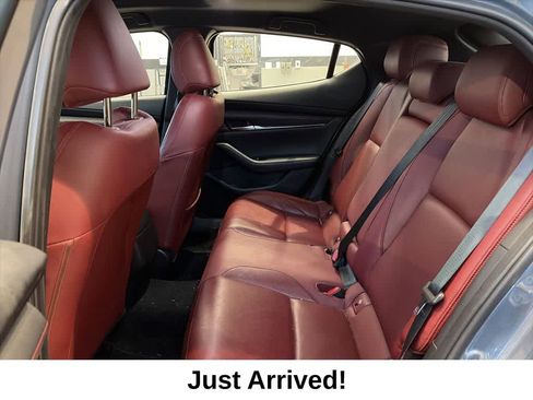 Used 2023 MAZDA MAZDA3 s image 11