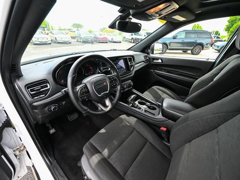 Used 2023 Dodge Durango SXT w/ Quick Order Package 2BK AWD/4WD image 17
