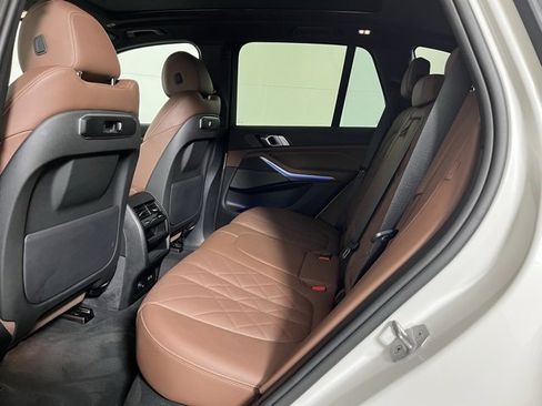 Used 2024 BMW X5 xDrive40i w/ Premium Package image 19