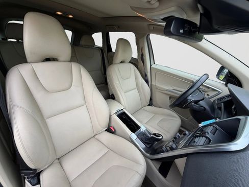 Used 2015 Volvo XC60 T6 Platinum w/ Protection Package AWD/4WD image 21