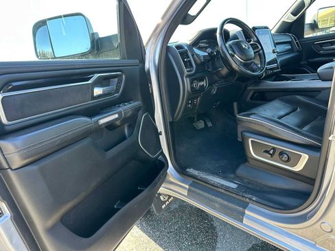 Used 2022 RAM 1500 Laramie w/ Sport Appearance Package AWD/4WD image 19