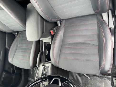 Used 2024 Mitsubishi Outlander Sport SE image 15