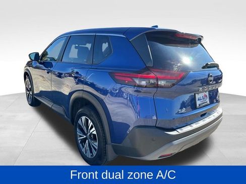 Used 2023 Nissan Rogue SV image 6
